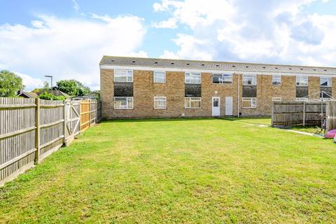 1 bedroom property to rent, Mellor Close, Walton-On-Thames