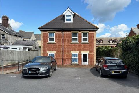 2 bedroom flat to rent, Argyle Road, Swanage