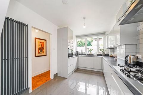 3 bedroom apartment for sale, John Parry Court, Hoxton, N1