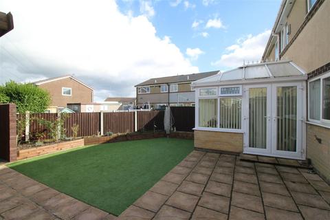 3 bedroom semi-detached house for sale, Cedar Drive, Bradford BD12