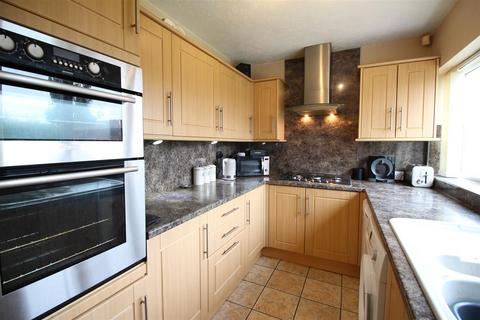 3 bedroom semi-detached house for sale, Cedar Drive, Bradford BD12