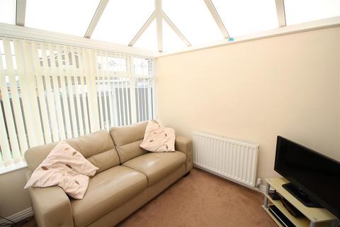 1 Cedar Drive, Wyke, Bradford, BD12 9HL