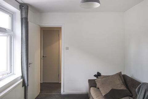 1 bedroom flat to rent, Layton Avenue, Mansfield,  NG18 5PL