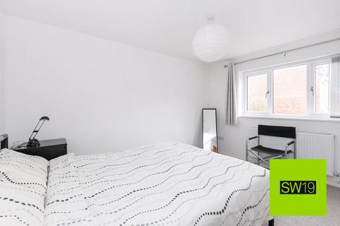 17 Heathfield Drive, Mitcham, CR4 3RD