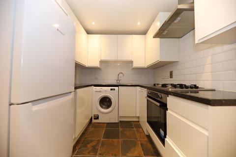 2 bedroom apartment for sale, Uxbridge Road, Rickmansworth WD3