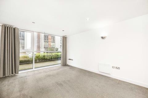 1 bedroom apartment for sale, Western Gateway, London E16