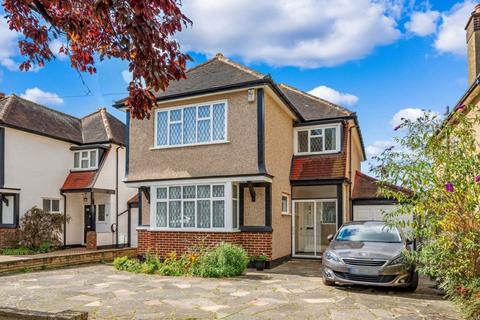 99 Bradstock Road, Epsom, KT17 2LF