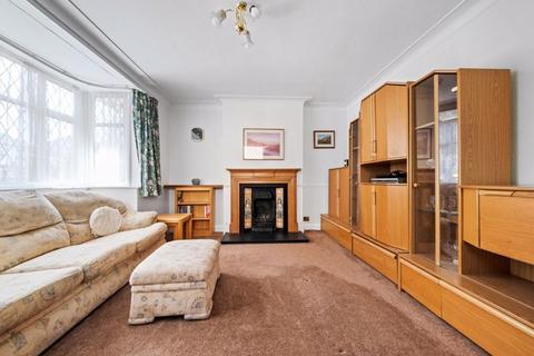 99 Bradstock Road, Epsom, KT17 2LF