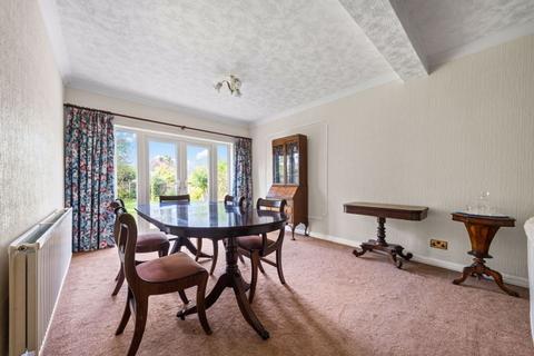 99 Bradstock Road, Epsom, KT17 2LF