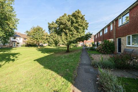 76 Albert Street, Windsor, SL4 5BU
