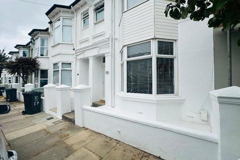 3 bedroom terraced house to rent, Shakespeare Street, Hove, BN3 5AA