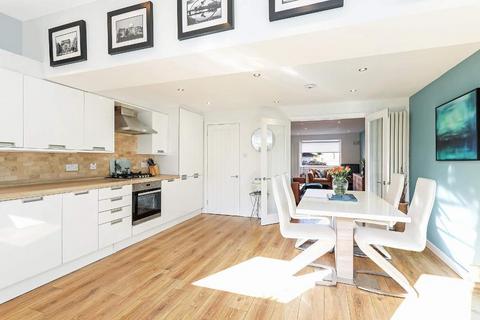 5 Bredisholm Drive, Baillieston, Glasgow, G69 7HZ