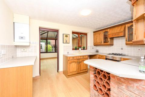 4 bedroom detached house for sale, Rhys Evans Close, Penrhyn Bay, Llandudno, Conwy, LL30