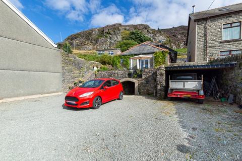 4 bedroom detached house for sale, Manod Road, Blaenau Ffestiniog, Gwynedd, LL41