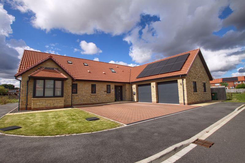 Hunters Ride, Appleton Wiske 3 bed detached bungalow for sale £525,000