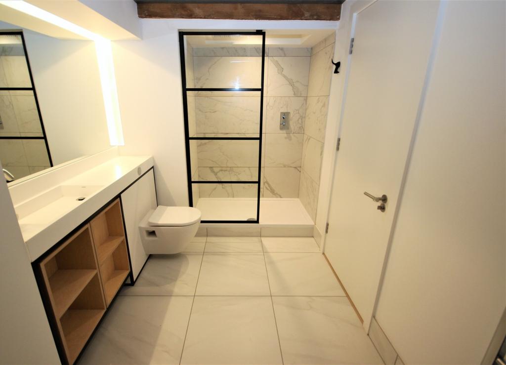 Ensuite 2