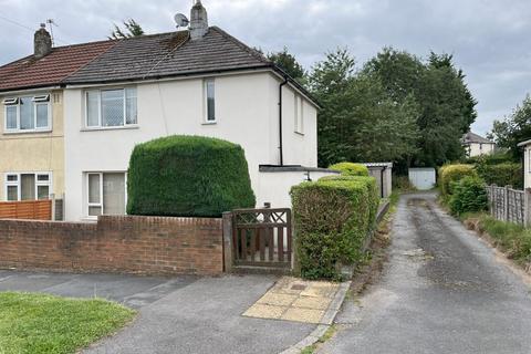 2 bedroom semi-detached house for sale, Raynel Mount, Leeds, West Yorkshire, LS16