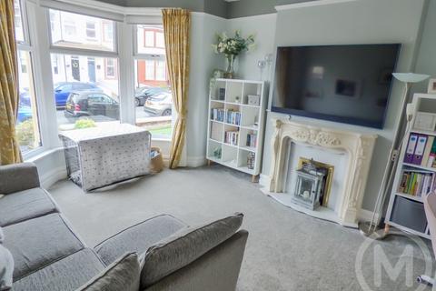 4 bedroom terraced house for sale, Chatsworth Avenue, Bispham, FY2 9AN