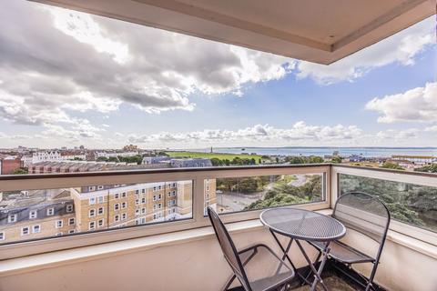 2 bedroom flat for sale, Blount Road, Portsmouth