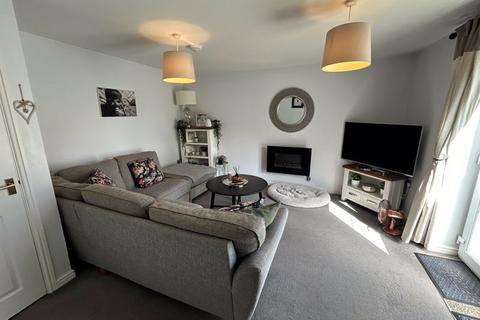 2 bedroom apartment to rent, Design Close, Breme Park, Bromsgrove