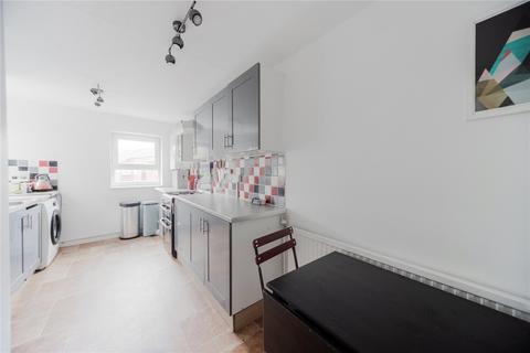 13 Albany Close, London, N15 3RF