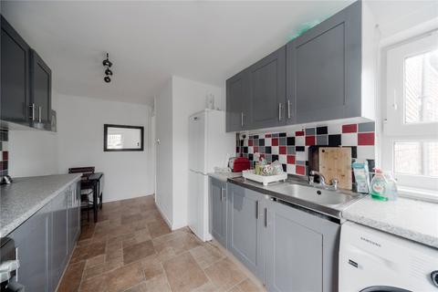 13 Albany Close, London, N15 3RF
