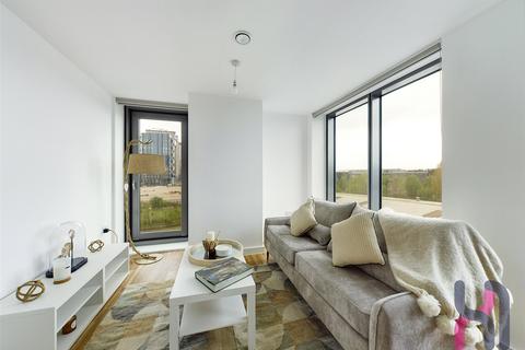 2 bedroom flat to rent, Media City, Michigan Point Tower D, 18 Michigan Avenue, Salford, M50