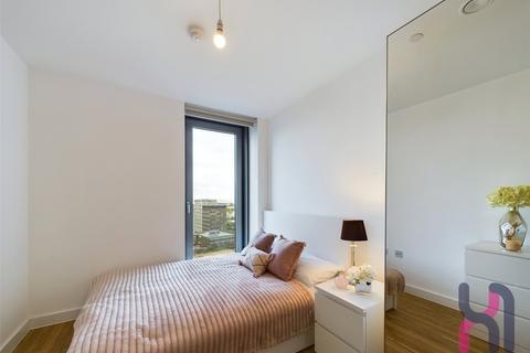 2 bedroom flat to rent, Media City, Michigan Point Tower D, 18 Michigan Avenue, Salford, M50