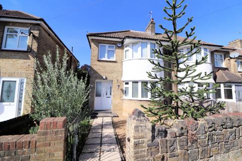 94 Northend Road, Erith, DA8 3QH