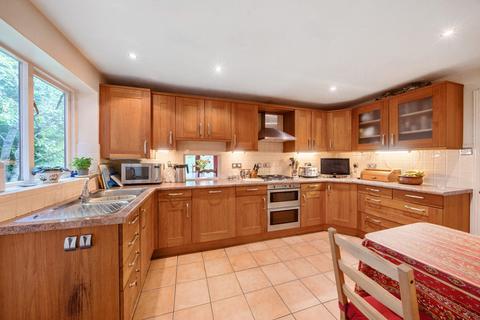 undefined, Cumnor Hill, Oxford