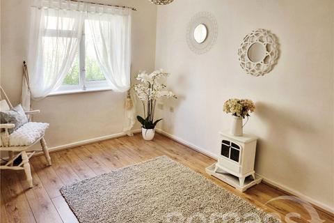 3 bedroom end of terrace house for sale, Cowdrey Close, Toothill, Swindon