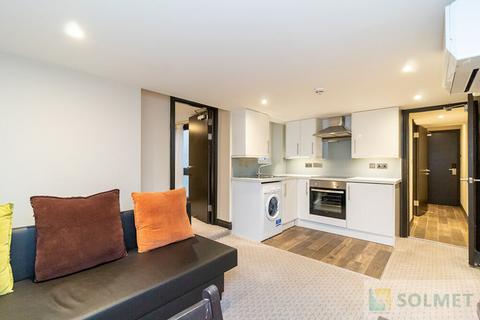 1 bedroom flat to rent, Gloucester Terrace, London W2