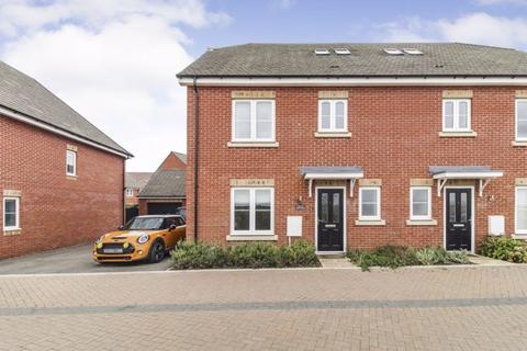 4 bedroom semi-detached house for sale, Wheatfield Road, Bedford MK45