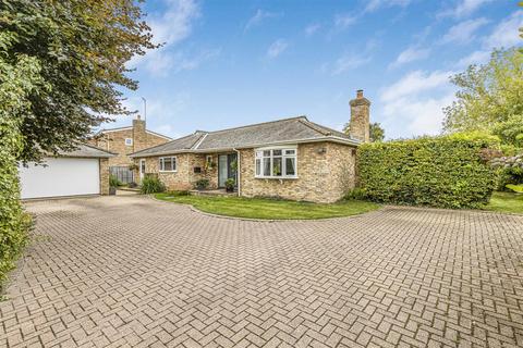 5 bedroom detached bungalow for sale, High Street, Melbourn SG8