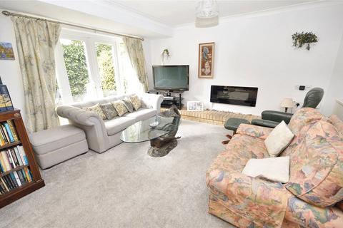 3 bedroom detached house for sale, St. Helens Close, Adel, Leeds