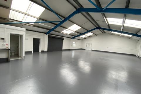 Industrial unit to rent, Unit 3 Phoenix House, Sandall Carr Road, Kirk Sandall, Doncaster