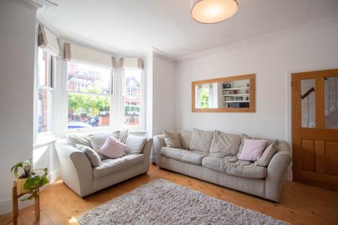 4 bedroom terraced house for sale, Halkyn Road, Hoole, Chester