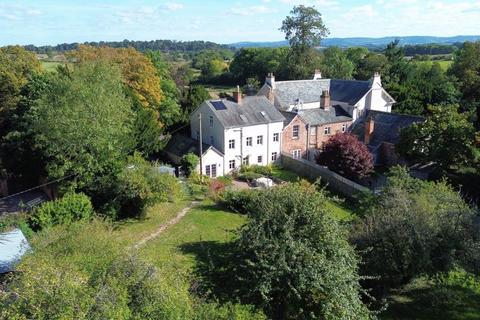 5 bedroom semi-detached house for sale, Dene Court, Taunton TA4