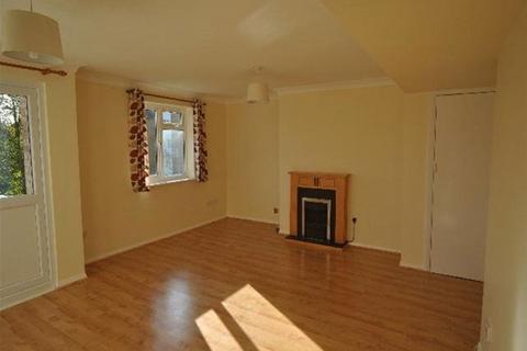 2 bedroom flat to rent, The Ridgeway, St Albans