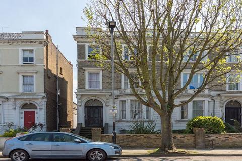 3 bedroom flat to rent, N7