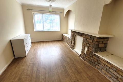 4 bedroom end of terrace house to rent, Wilmot Drive, Birmingham B23