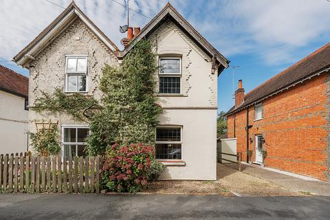 3 bedroom semi-detached house for sale, Meadowside Road, Reading RG8