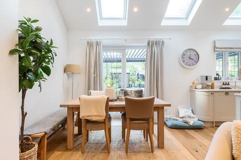 10 Stafford Close, Sutton, SM3 8PR