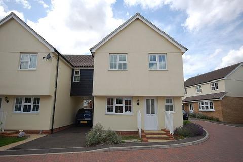 3 bedroom house to rent, Castleden Way, Essex CM6