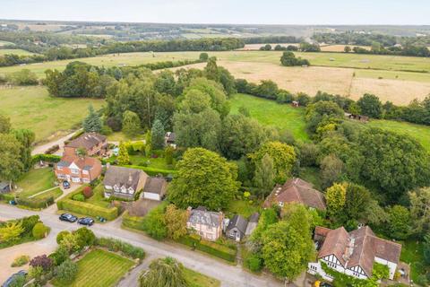 3 bedroom detached house for sale, Hotley Bottom Lane, Great Missenden HP16