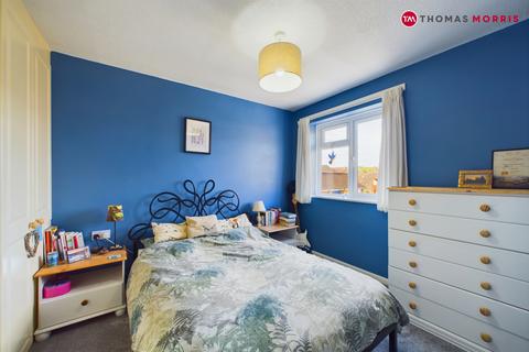 31 Bure Close, St Ives, PE27 3FE