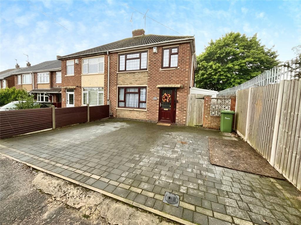 Deans Way, Warwickshire CV7 3 bed semidetached house for sale £250,000