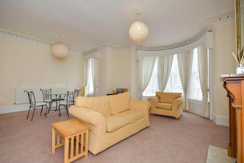 2 bedroom apartment to rent, Crown Terrace, North Yorkshire YO11