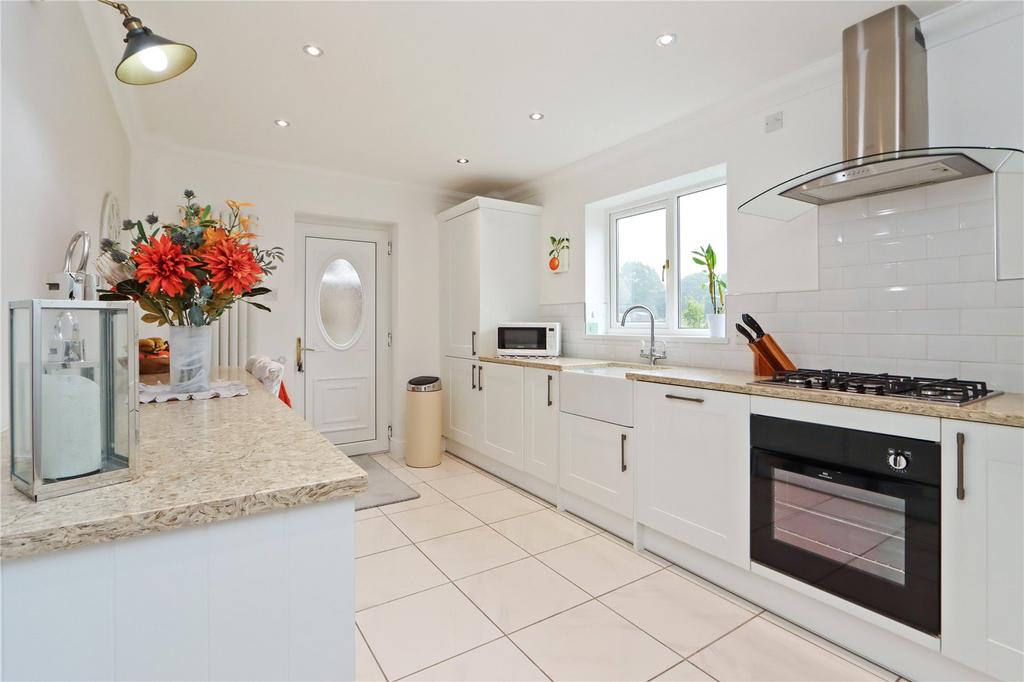 Kitchen Pic 3