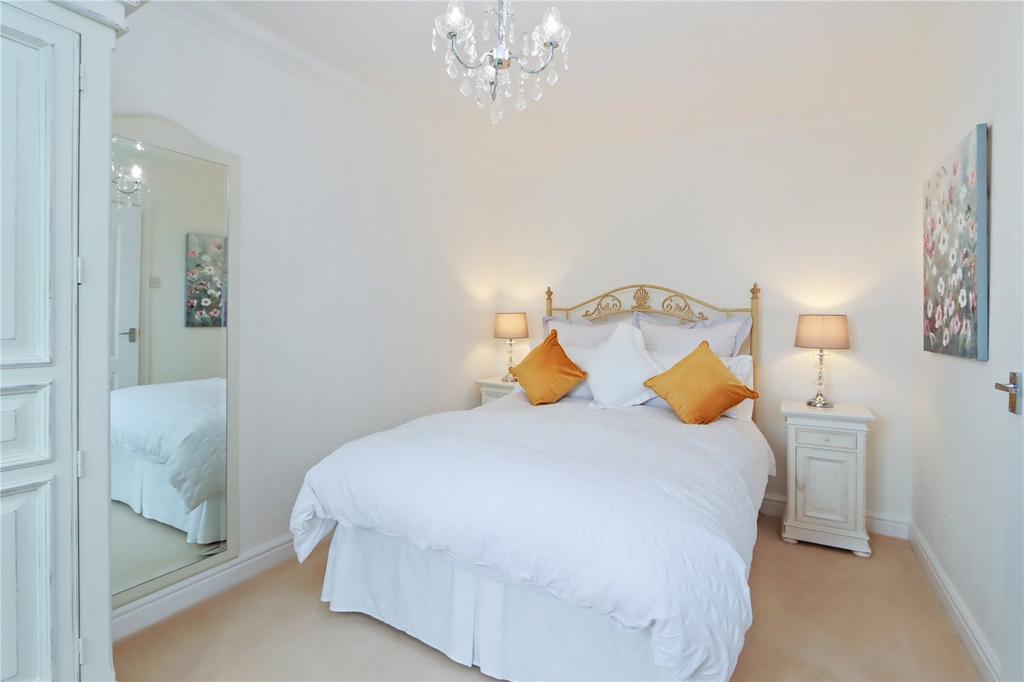 Bedroom 2 Pic 1
